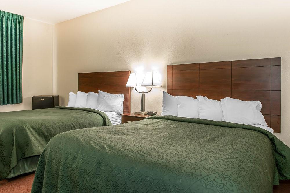 Quality Inn & Suites Danville Eksteriør bilde