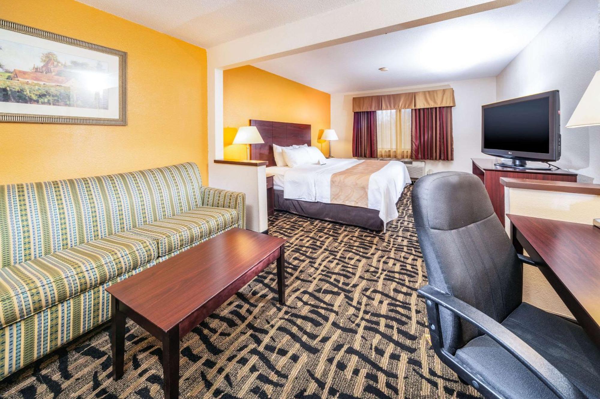 Quality Inn & Suites Danville Eksteriør bilde