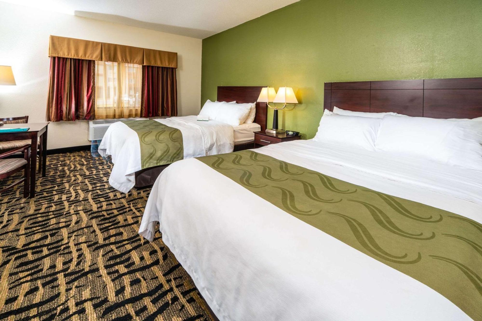 Quality Inn & Suites Danville Eksteriør bilde