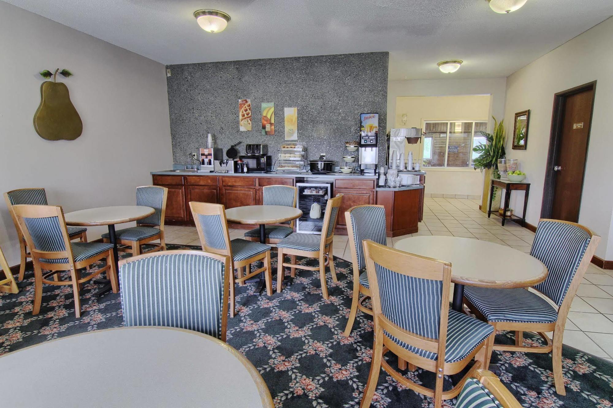 Quality Inn & Suites Danville Eksteriør bilde