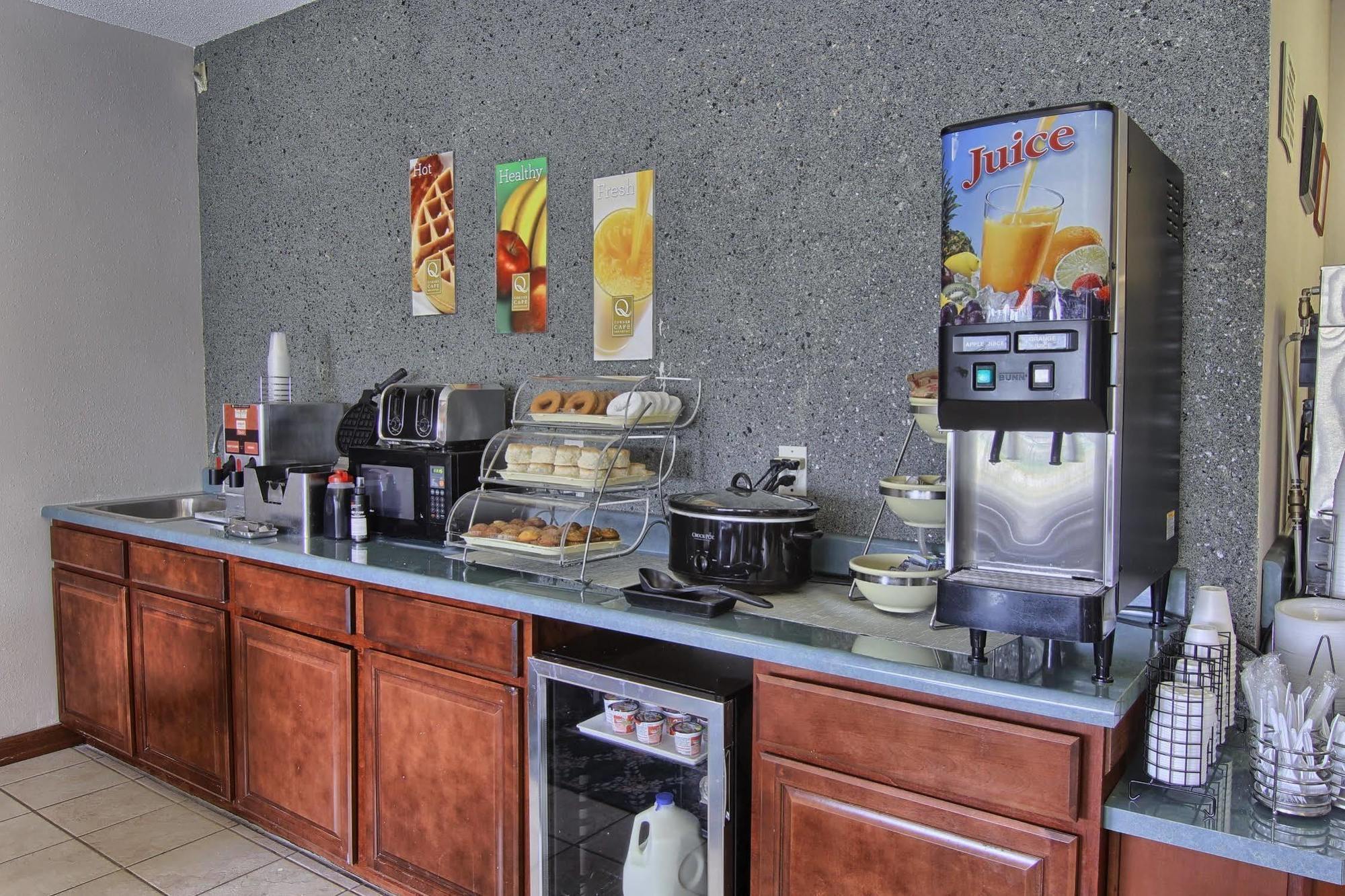 Quality Inn & Suites Danville Eksteriør bilde