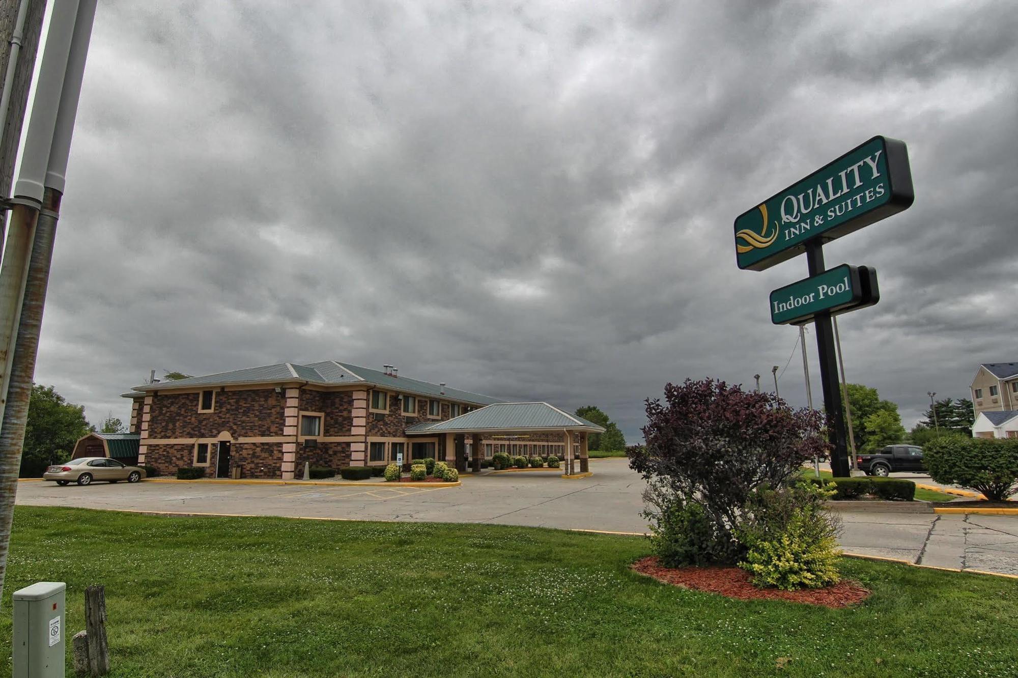 Quality Inn & Suites Danville Eksteriør bilde