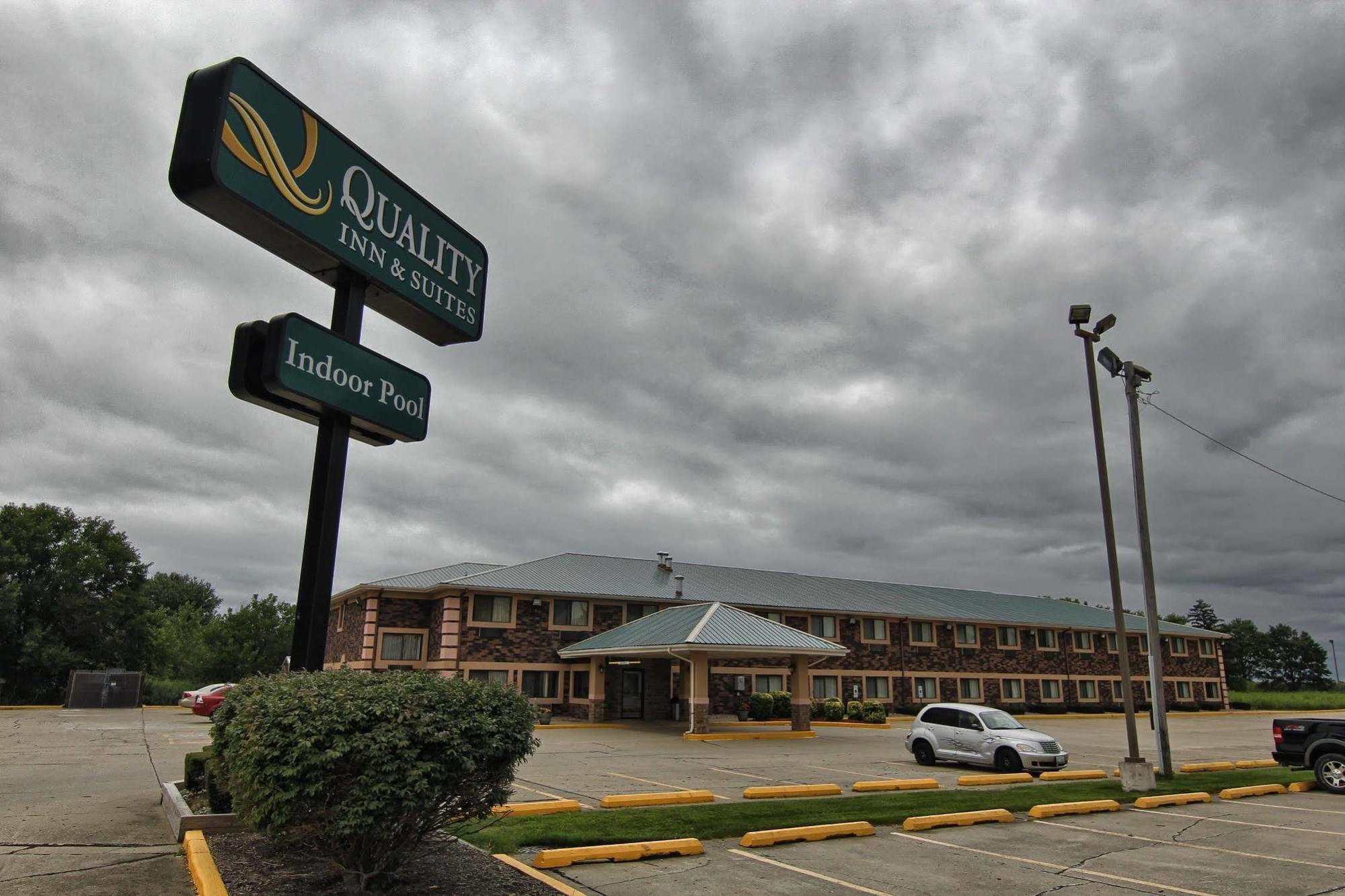 Quality Inn & Suites Danville Eksteriør bilde